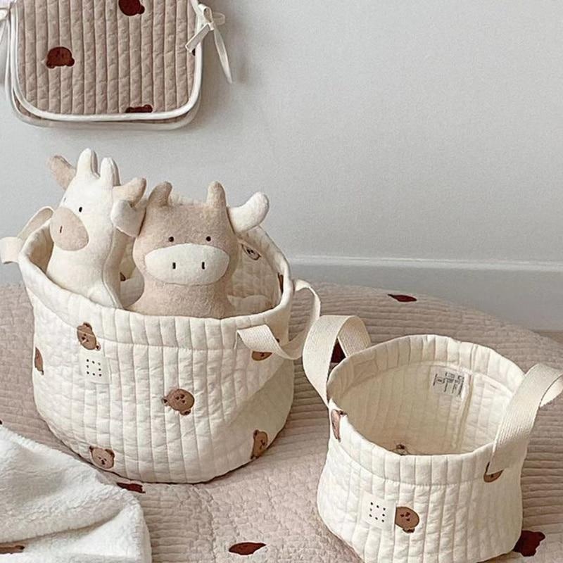 لطيف الدب التطريز حقيبة حفاضات - مراجعة Baby Clothing Hamper وسعره