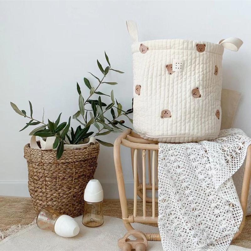 لطيف الدب التطريز حقيبة حفاضات - مراجعة Baby Clothing Hamper وسعره